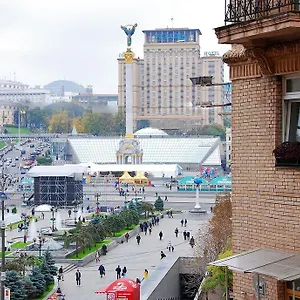 Daire On Independence Square Ukrayna