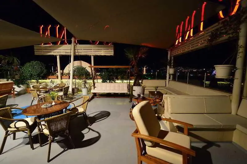 May Park Hotel İzmir 4*,